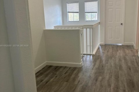 Townhouse in Homestead, Florida 3 bedrooms, 158.31 sq.m. № 2007589 - photo 10