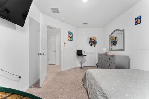 Townhouse in Davenport, Florida 3 bedrooms, 150.87 sq.m. № 1854321 - photo 16