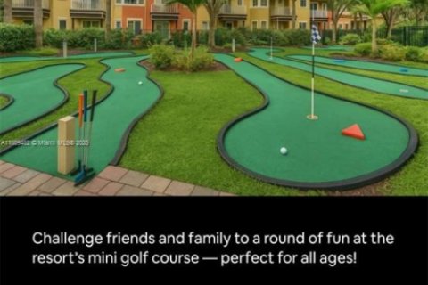 Casa en venta en Kissimmee, Florida, 8 dormitorios, 268.49 m2 № 1952701 - foto 30