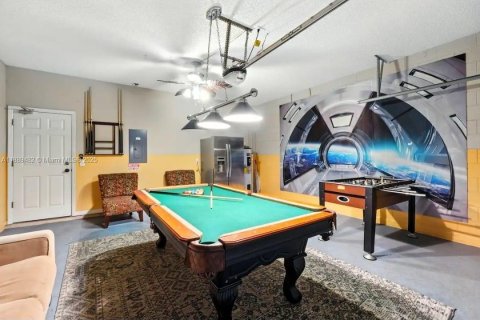 Casa en venta en Kissimmee, Florida, 8 dormitorios, 268.49 m2 № 1952701 - foto 25