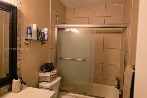 Touwnhouse à vendre à Boca Raton, Floride: 3 chambres, 134.89 m2 № 1934303 - photo 21