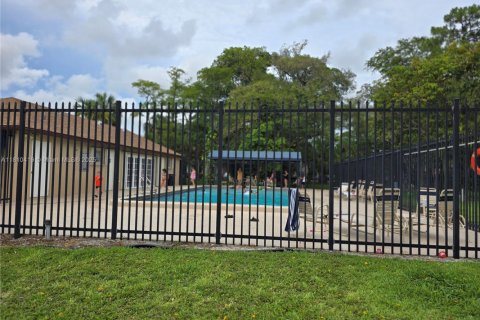 Touwnhouse à vendre à Boca Raton, Floride: 3 chambres, 134.89 m2 № 1934303 - photo 30