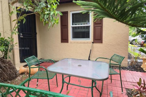 Touwnhouse à vendre à Boca Raton, Floride: 3 chambres, 134.89 m2 № 1934303 - photo 3