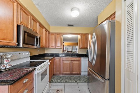 House in St. Lucie, Florida 2 bedrooms, 100.15 sq.m. № 1702280 - photo 3