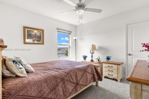 Купить виллу или дом в Хомстед, Флорида 5 спален, 273.5м2, № 2047925 - фото 19