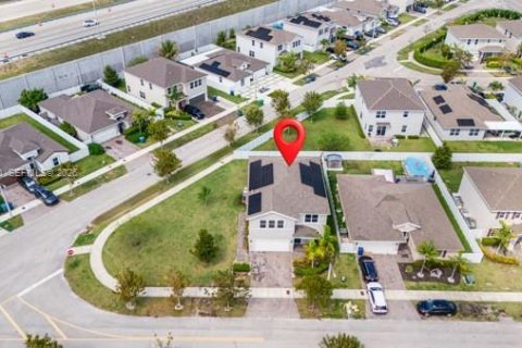 Дом в Хомстед, Флорида 5 спален, 273.5м2 № 2047925