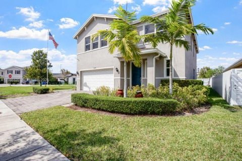 Купить виллу или дом в Хомстед, Флорида 5 спален, 273.5м2, № 2047925 - фото 3