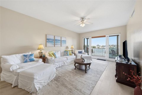 Copropriété à louer à Clearwater, Floride: 3 chambres, 167.5 m2 № 2413880 - photo 8