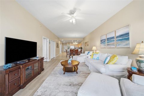 Copropriété à louer à Clearwater, Floride: 3 chambres, 167.5 m2 № 2413880 - photo 10