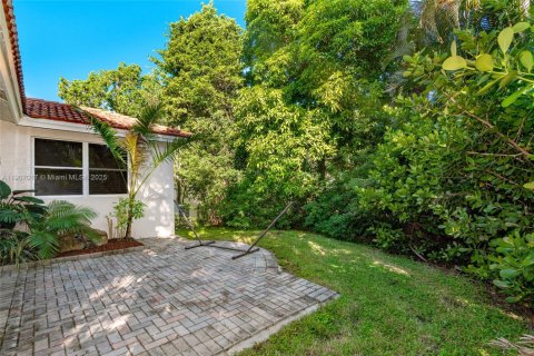 Townhouse in Pembroke Pines, Florida 3 bedrooms, 163.88 sq.m. № 1963621 - photo 4