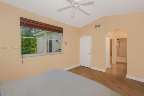 Townhouse in Pembroke Pines, Florida 3 bedrooms, 163.88 sq.m. № 1963621 - photo 20