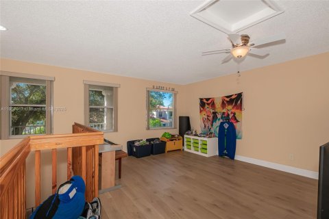 Townhouse in Pembroke Pines, Florida 3 bedrooms, 163.88 sq.m. № 1963621 - photo 27