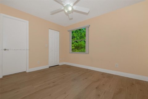 Townhouse in Pembroke Pines, Florida 3 bedrooms, 163.88 sq.m. № 1963621 - photo 24