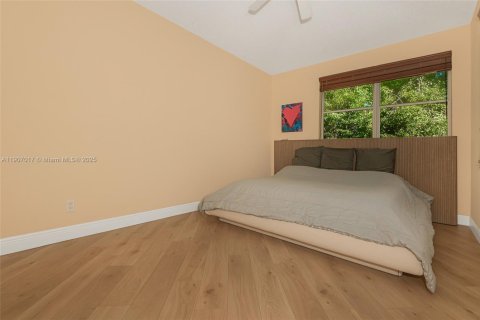 Townhouse in Pembroke Pines, Florida 3 bedrooms, 163.88 sq.m. № 1963621 - photo 18