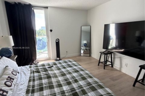 Купить кондоминиум в Санни-Айлс-Бич, Флорида 2 спальни, 126.07м2, № 1970555 - фото 19