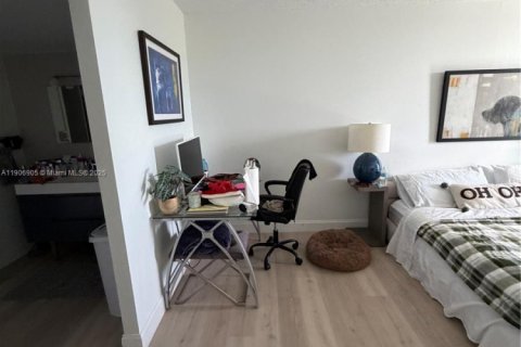 Купить кондоминиум в Санни-Айлс-Бич, Флорида 2 спальни, 126.07м2, № 1970555 - фото 16