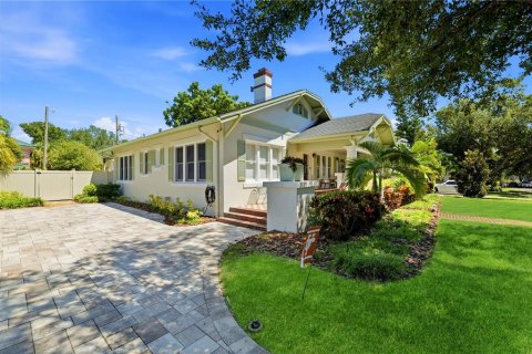 Villa ou maison à vendre à Saint Petersburg, Floride: 3 chambres, 207.54 m2 № 2273206 - photo 2