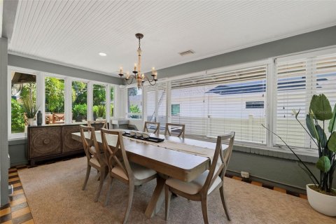 Villa ou maison à vendre à Saint Petersburg, Floride: 3 chambres, 207.54 m2 № 2273206 - photo 8