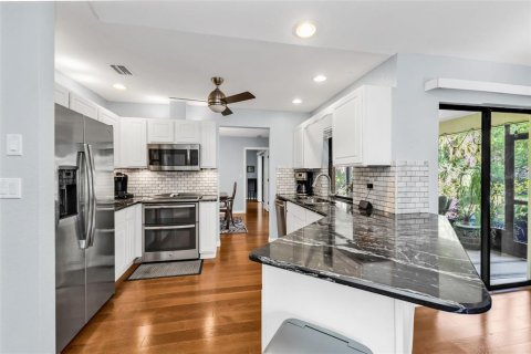 Villa ou maison à vendre à Port Charlotte, Floride: 2 chambres, 188.41 m2 № 1856087 - photo 8