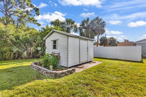 Villa ou maison à vendre à Port Charlotte, Floride: 2 chambres, 188.41 m2 № 1856087 - photo 28