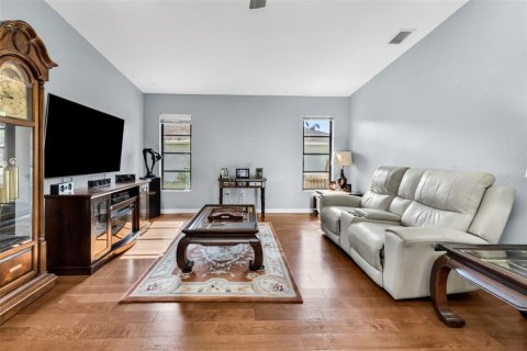 Villa ou maison à vendre à Port Charlotte, Floride: 2 chambres, 188.41 m2 № 1856087 - photo 12