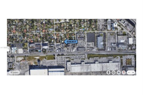 Propiedad comercial en venta en Miami Springs, Florida № 2012279 - foto 7