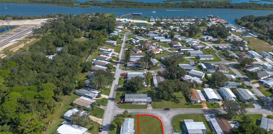 Land in Edgewater, Florida № 1349080