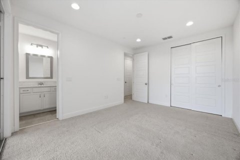 Touwnhouse à louer à Orlando, Floride: 4 chambres, 214.6 m2 № 2413598 - photo 16