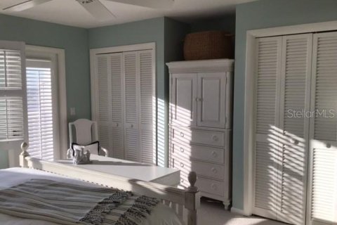 Townhouse in Boca Grande, Florida 2 bedrooms, 123.37 sq.m. № 2103953 - photo 24