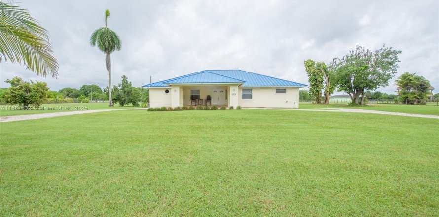 Villa ou maison à Homestead, Floride 4 chambres, 245.26 m2 № 1931619