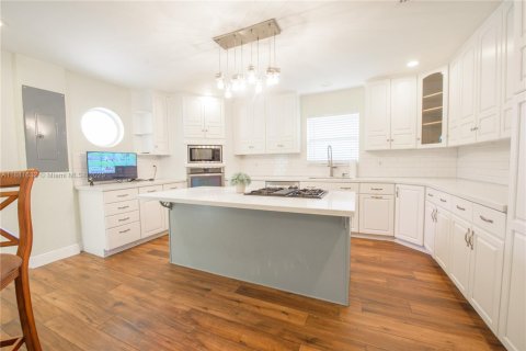 Villa ou maison à louer à Homestead, Floride: 4 chambres, 245.26 m2 № 1931619 - photo 11
