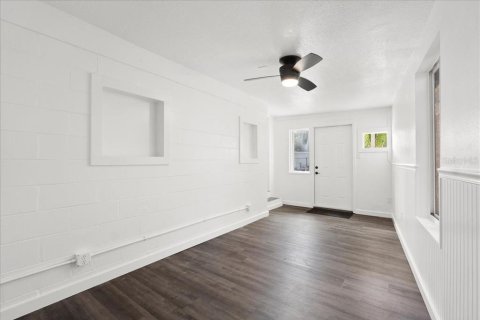 Commercial property in Saint Augustine, Florida 39.86 sq.m. № 2367212 - photo 10