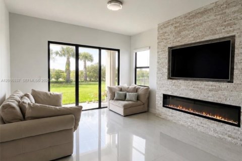Villa ou maison à louer à Ave Maria, Floride: 4 chambres, 209.96 m2 № 2263050 - photo 7