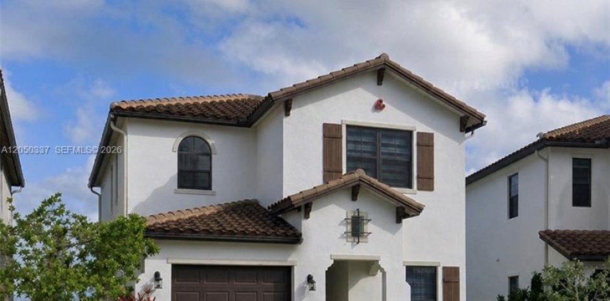 Villa ou maison à Ave Maria, Floride 4 chambres, 209.96 m2 № 2263050