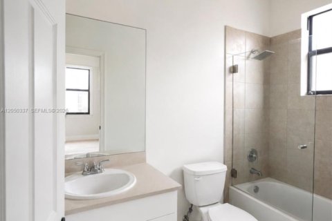 Villa ou maison à louer à Ave Maria, Floride: 4 chambres, 209.96 m2 № 2263050 - photo 8