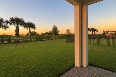 Villa ou maison à louer à Ave Maria, Floride: 4 chambres, 209.96 m2 № 2263050 - photo 19