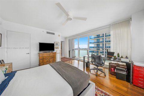 Condo in Miami, Florida, 2 bedrooms  № 1647052 - photo 20