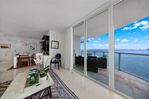 Condo in Miami, Florida, 2 bedrooms  № 1647052 - photo 5