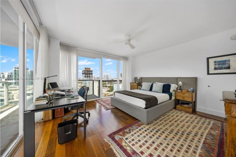 Condo in Miami, Florida, 2 bedrooms  № 1647052 - photo 19