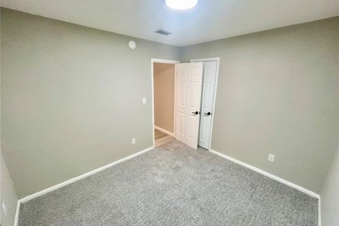 Duplex in Ocala, Florida 4 bedrooms, 177.54 sq.m. № 1853804 - photo 26