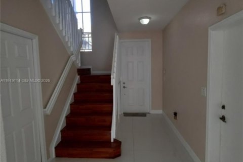 Снять в аренду таунхаус в Майами, Флорида 3 спальни, 164.99м2, № 2004884 - фото 12