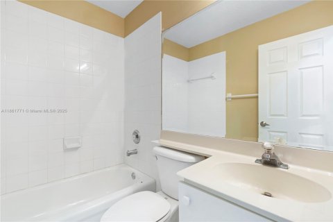 Villa ou maison à louer à Doral, Floride: 4 chambres, 214.79 m2 № 1891166 - photo 18