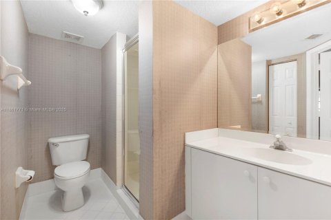 Villa ou maison à louer à Doral, Floride: 4 chambres, 214.79 m2 № 1891166 - photo 15