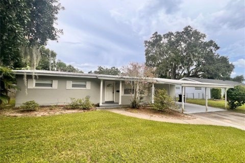 Casa en alquiler en Orlando, Florida, 4 dormitorios, 137.59 m2 № 1911163 - foto 2