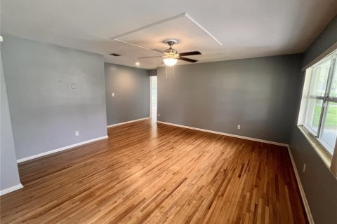Casa en alquiler en Orlando, Florida, 4 dormitorios, 137.59 m2 № 1911163 - foto 6