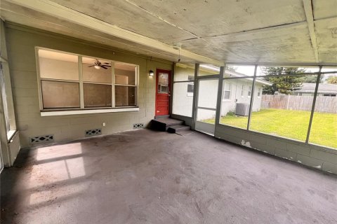 Casa en alquiler en Orlando, Florida, 4 dormitorios, 137.59 m2 № 1911163 - foto 22