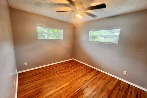 Casa en alquiler en Orlando, Florida, 4 dormitorios, 137.59 m2 № 1911163 - foto 12