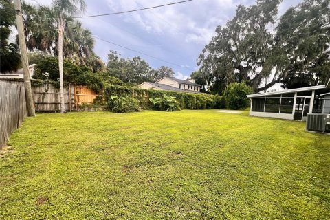 Casa en alquiler en Orlando, Florida, 4 dormitorios, 137.59 m2 № 1911163 - foto 24