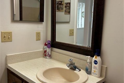 Condo in Hudson, Florida, 2 bedrooms  № 1906407 - photo 19