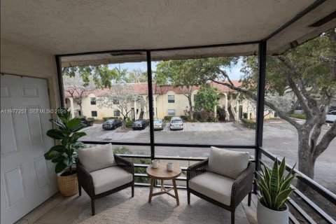 Copropriété à louer à Pompano Beach, Floride: 2 chambres, 86.96 m2 № 2041614 - photo 7